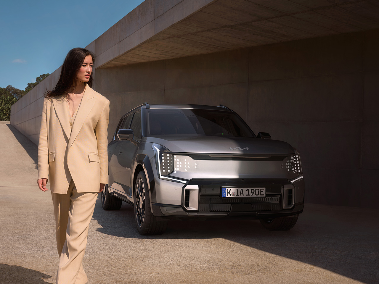 Das ausdrucksstarke Frontdesign des Kia EV9 GT